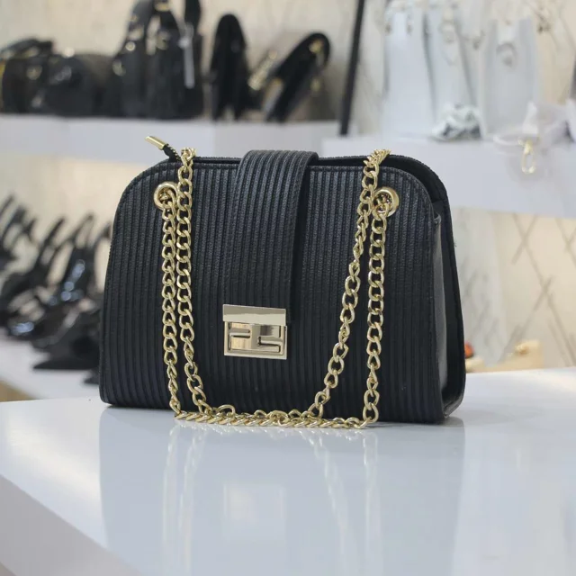 کیف وارداتی چرم مشکی